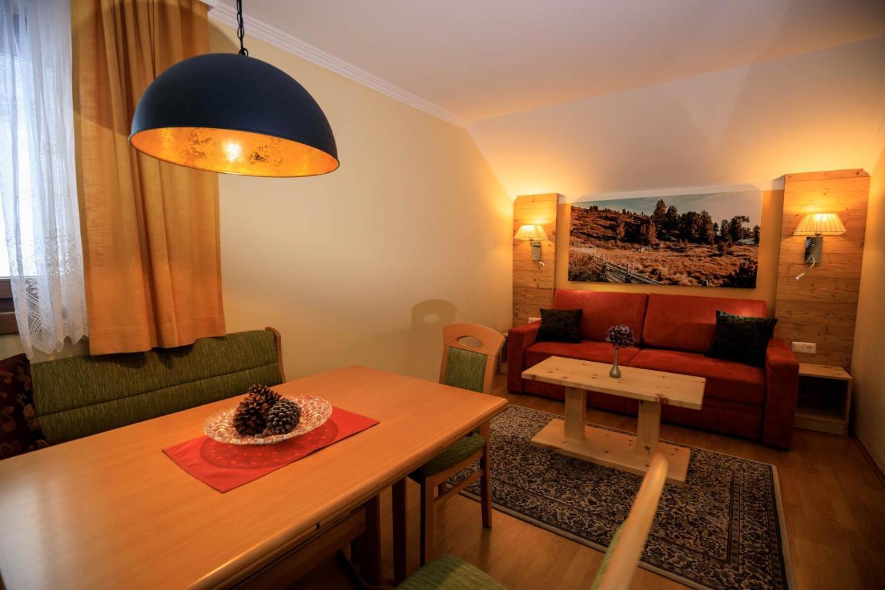 Pension & Appartements Ronacherhof Bad Kleinkirchheim Bagian luar foto