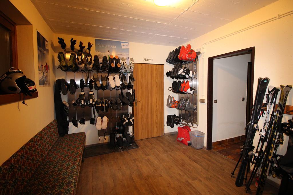 Pension & Appartements Ronacherhof Bad Kleinkirchheim Bagian luar foto